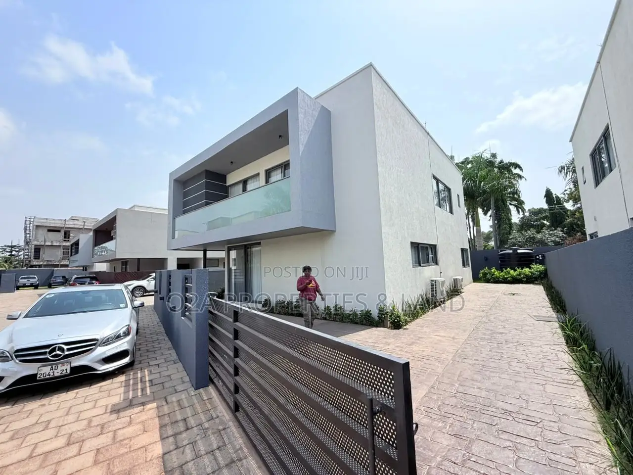 Furnished 4bdrm Townhouse / Terrace in Cantonments, Acquinas for rent