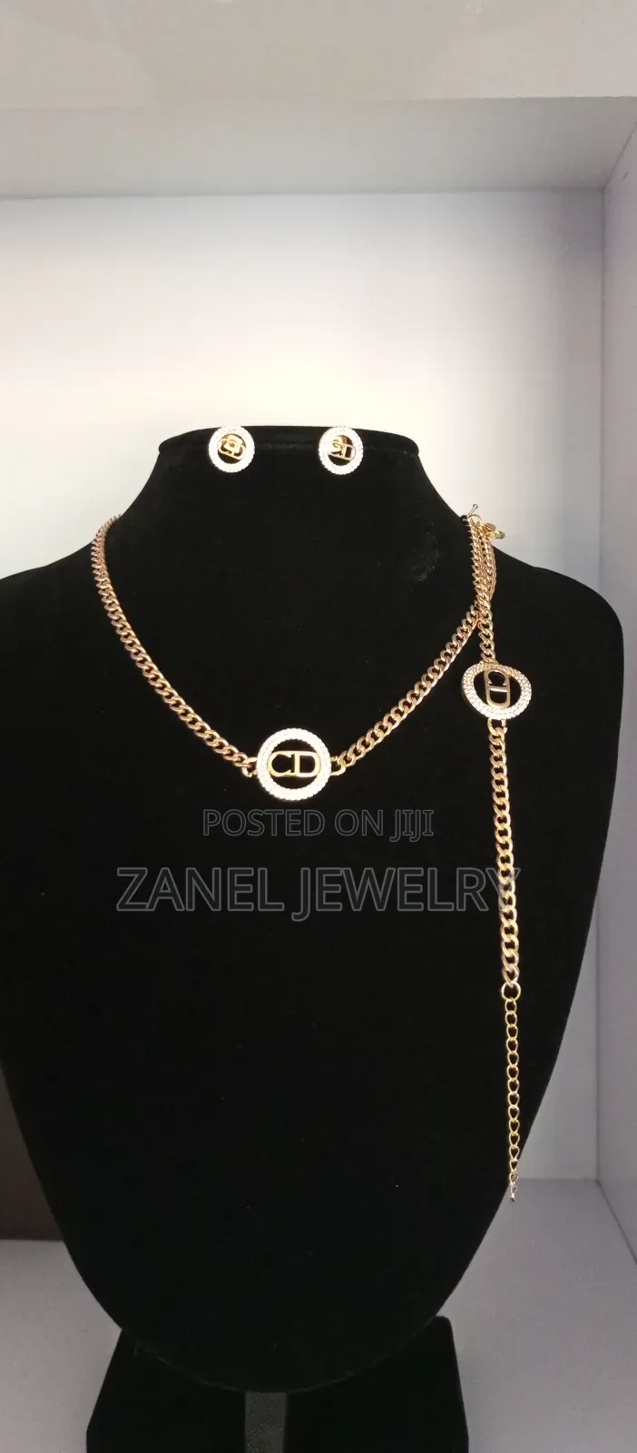 Ladies Jewelry Set