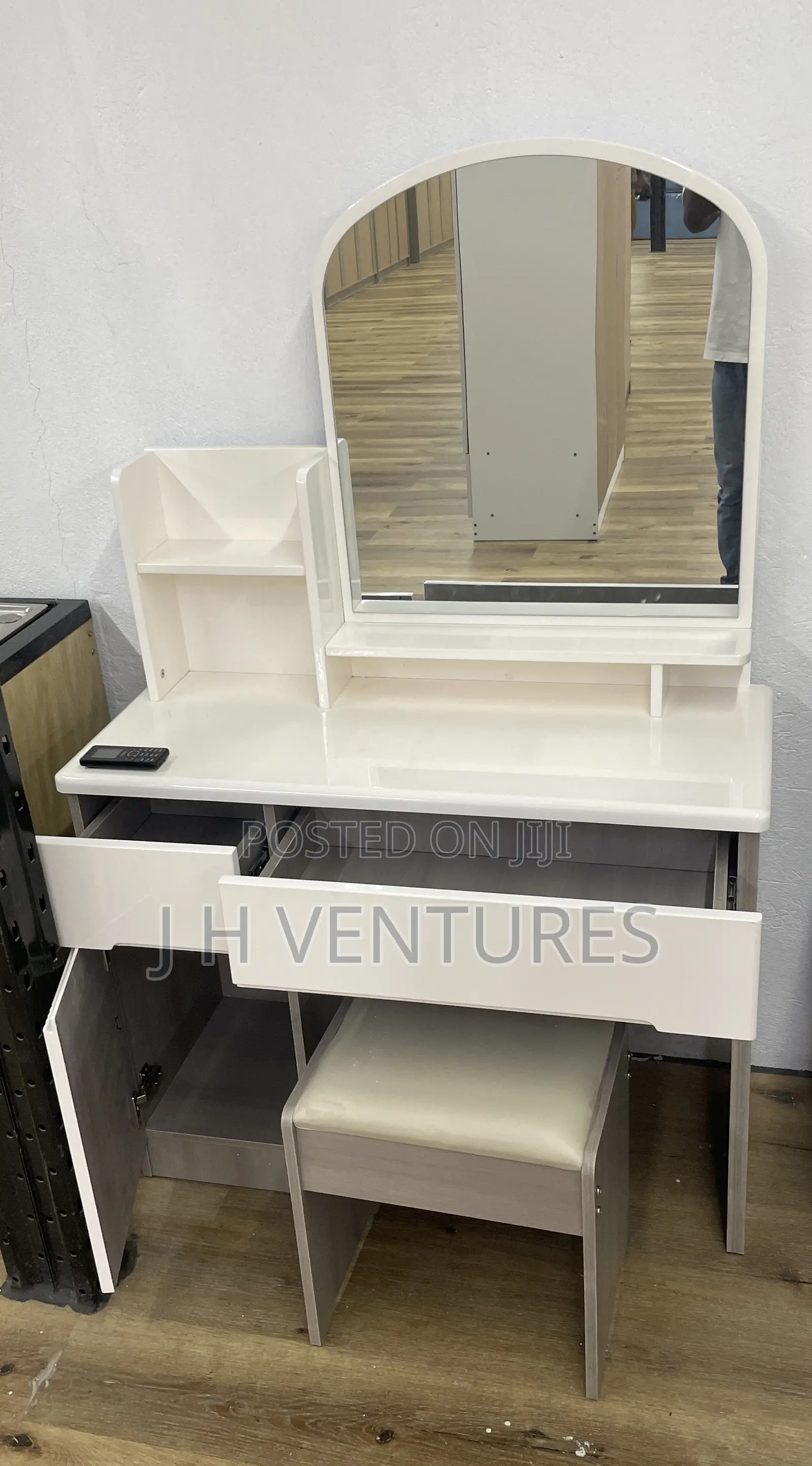 Dressing Mirror