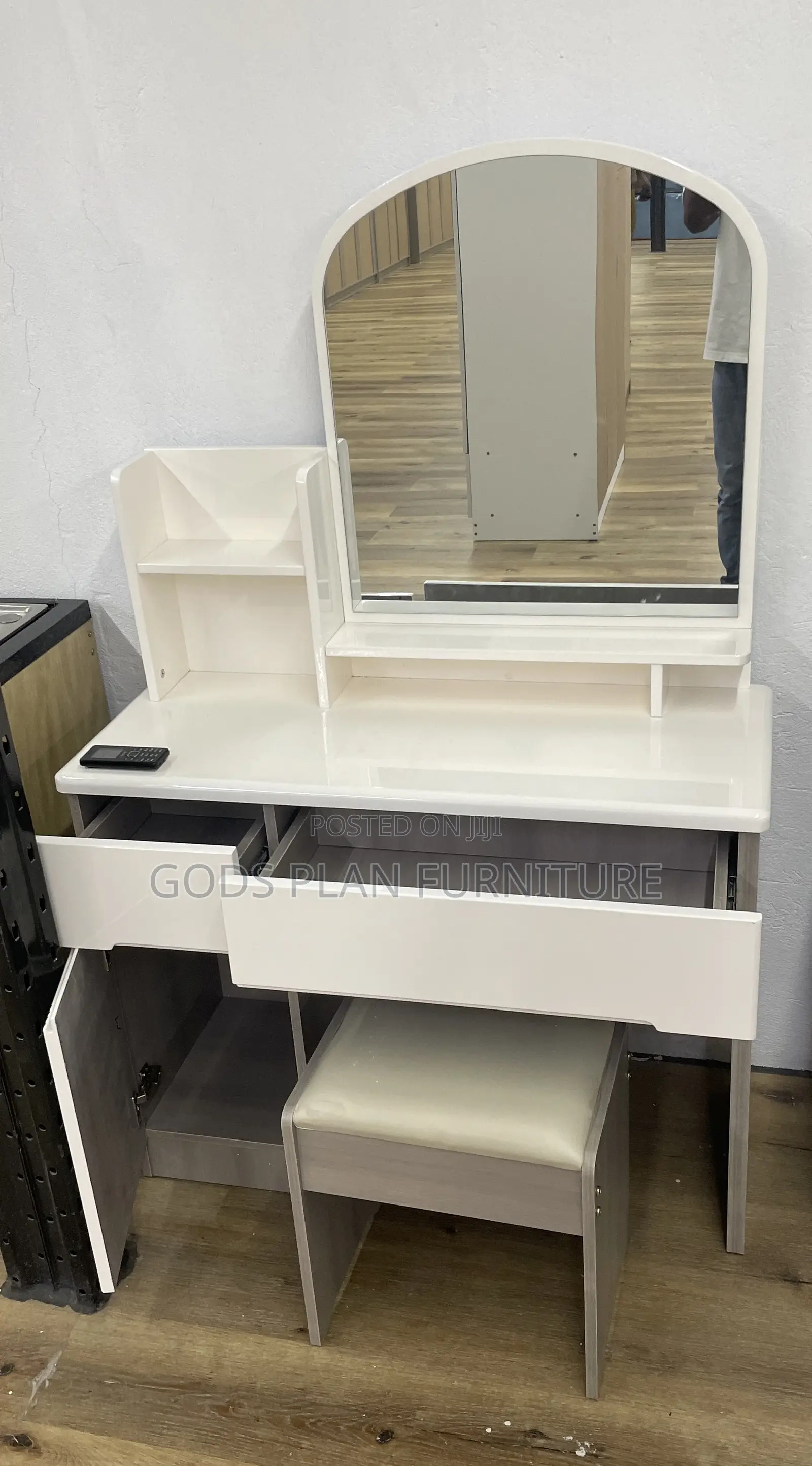 Dressing Mirror