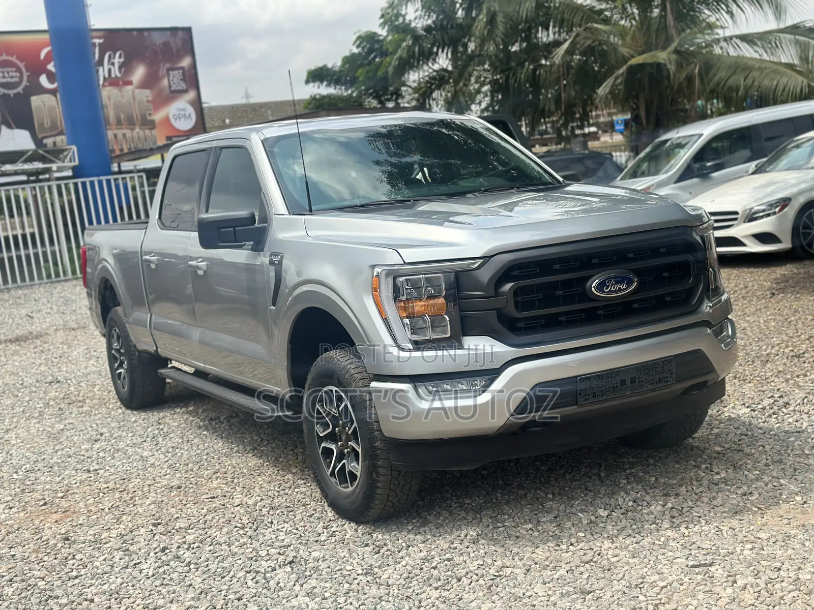 Ford F-150 2022 Silver