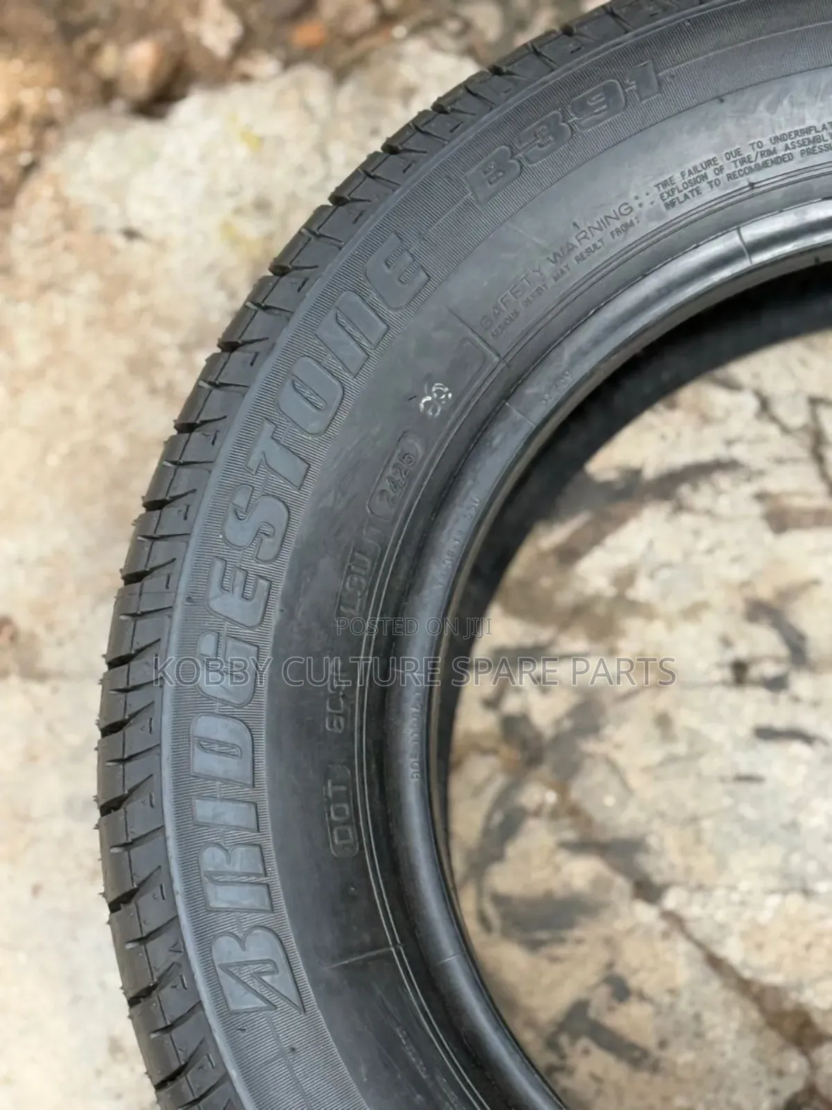Original Bridgestone 175/65r14 Tyres Available For All Cars