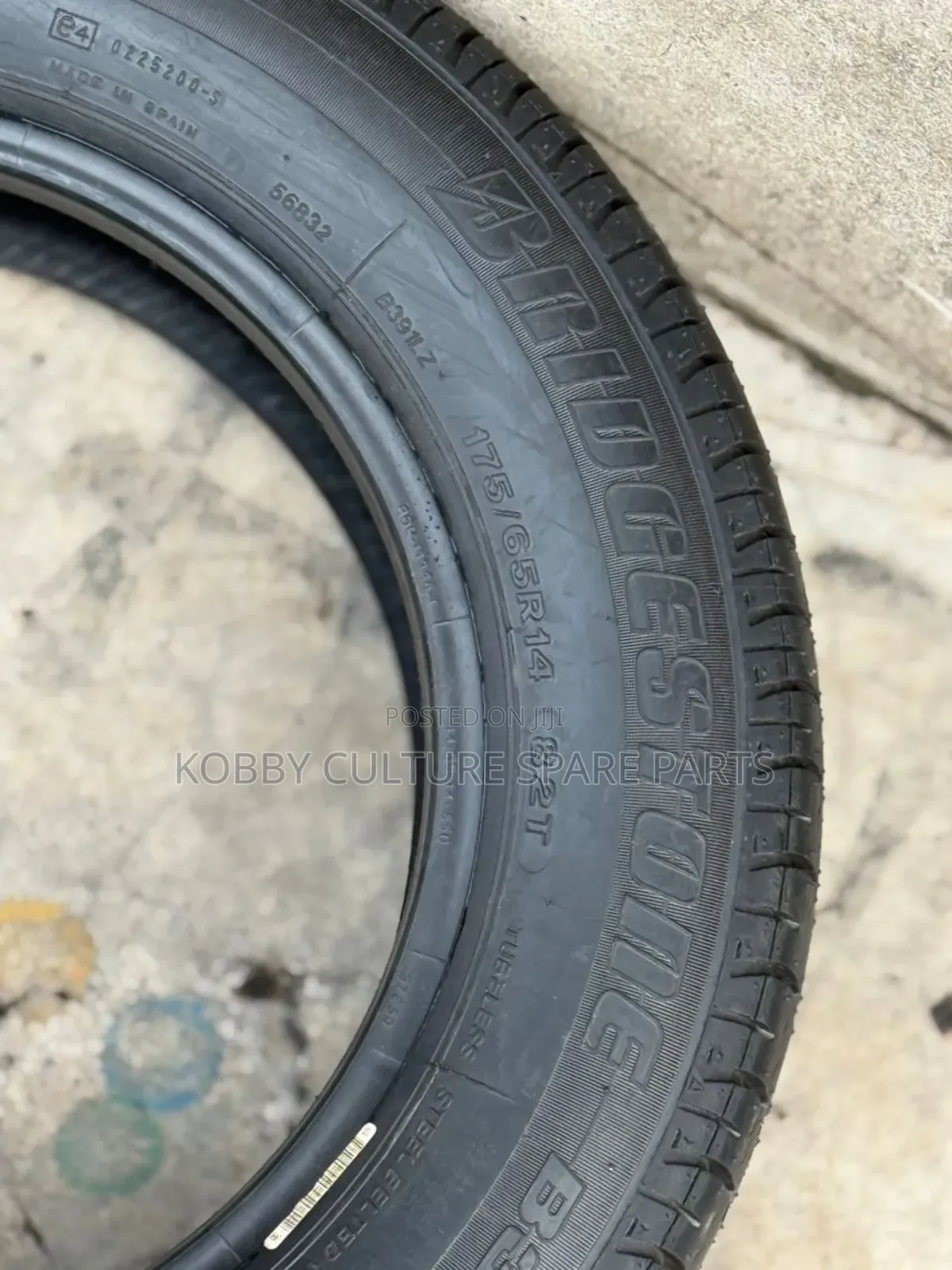 Original Bridgestone 175/65r14 Tyres Available For All Cars