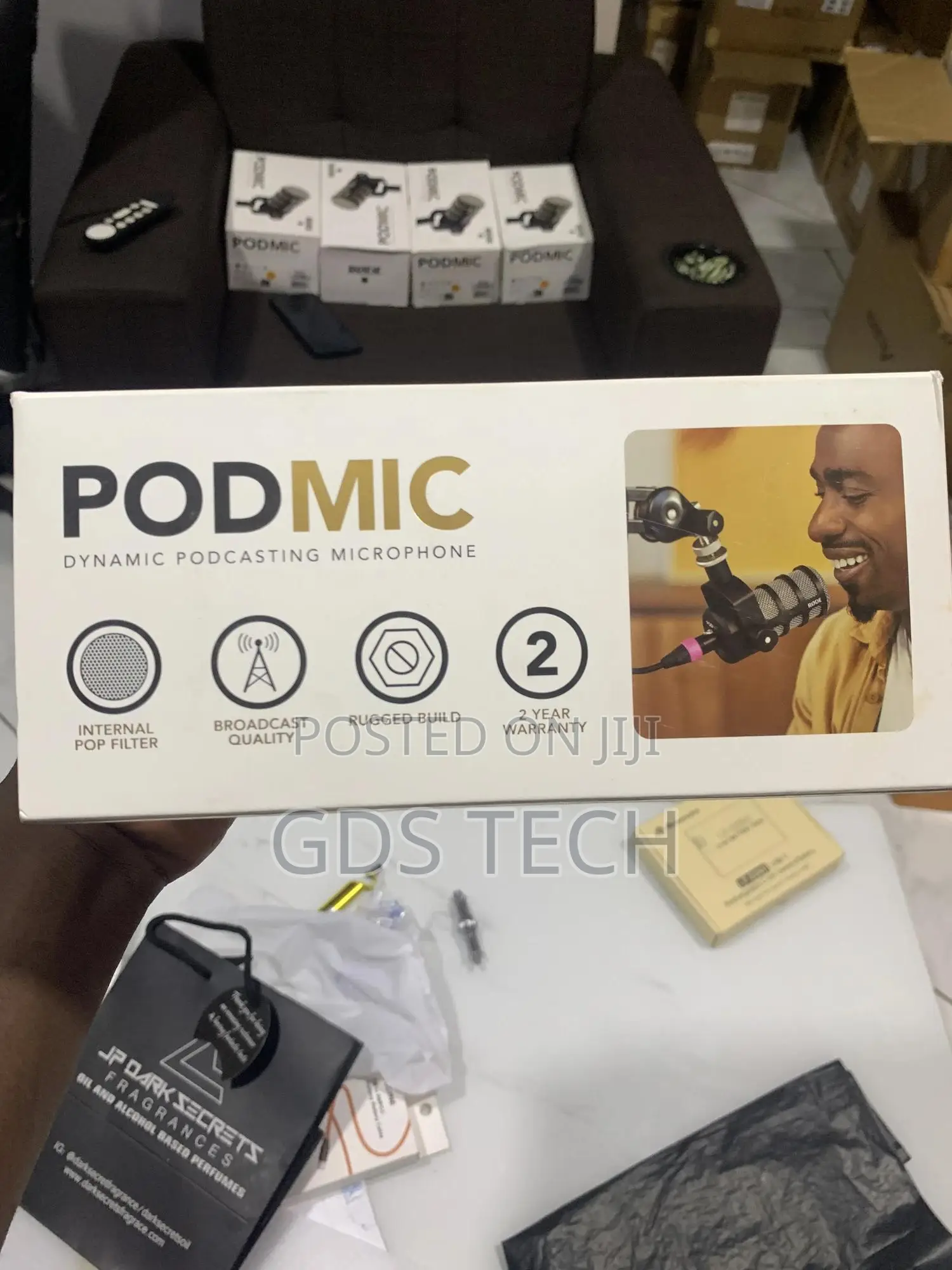 Rode Podmic Dynamic Podcasting Microphone (Xlr)