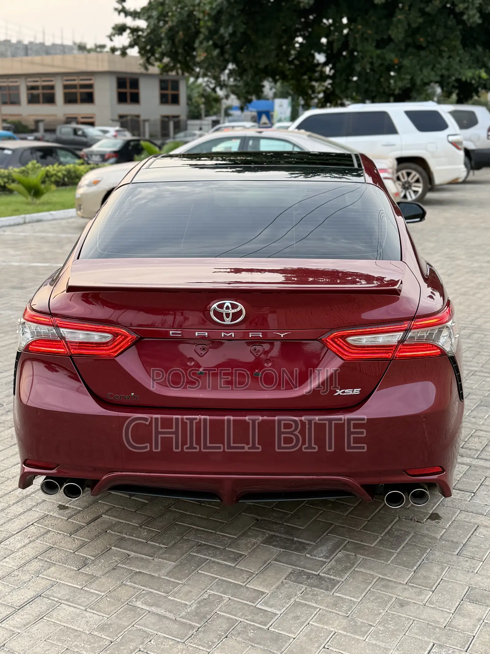 Toyota Camry XSE FWD (2.5L 4cyl 8AM) 2018 Red