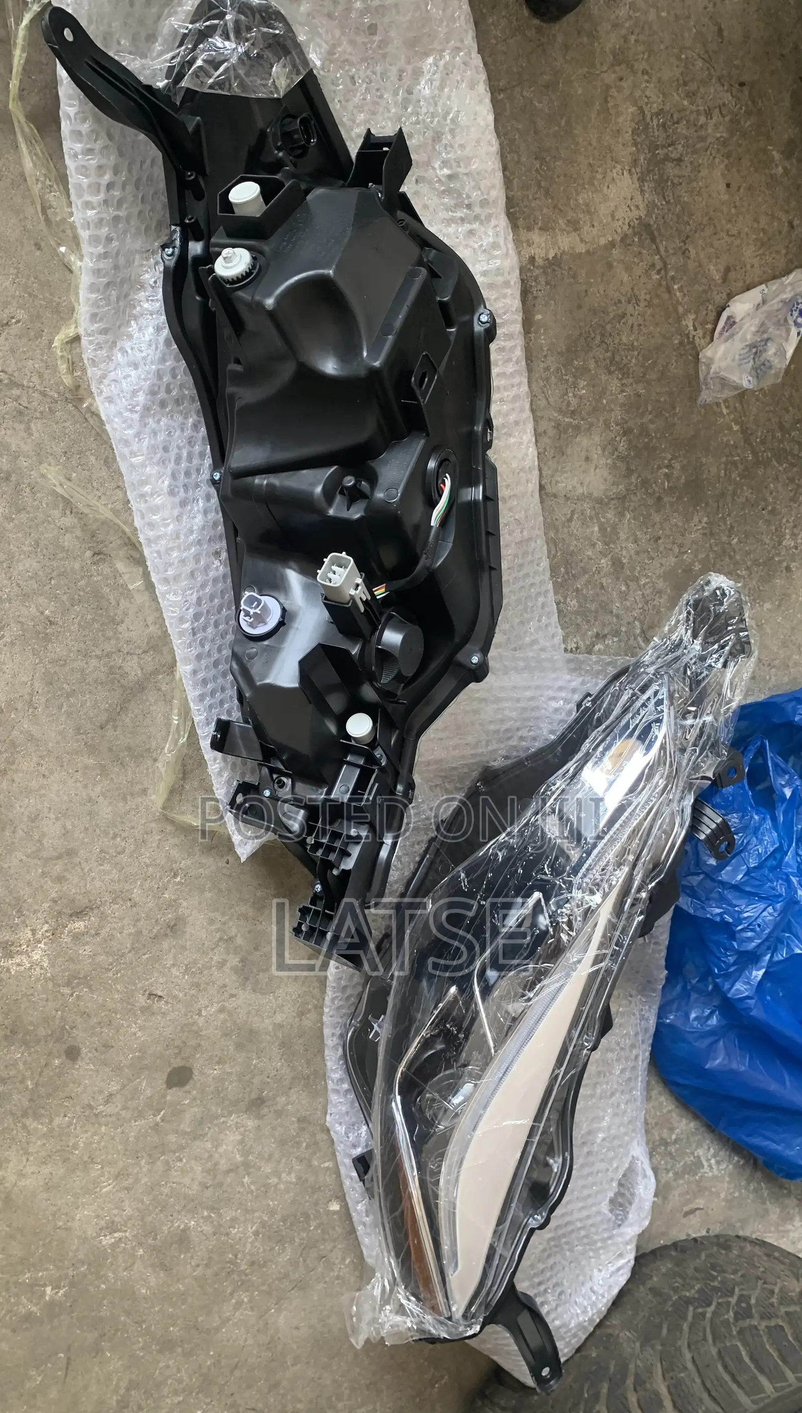 Toyota Corolla 2017,2018,2019 Headlight Pair
