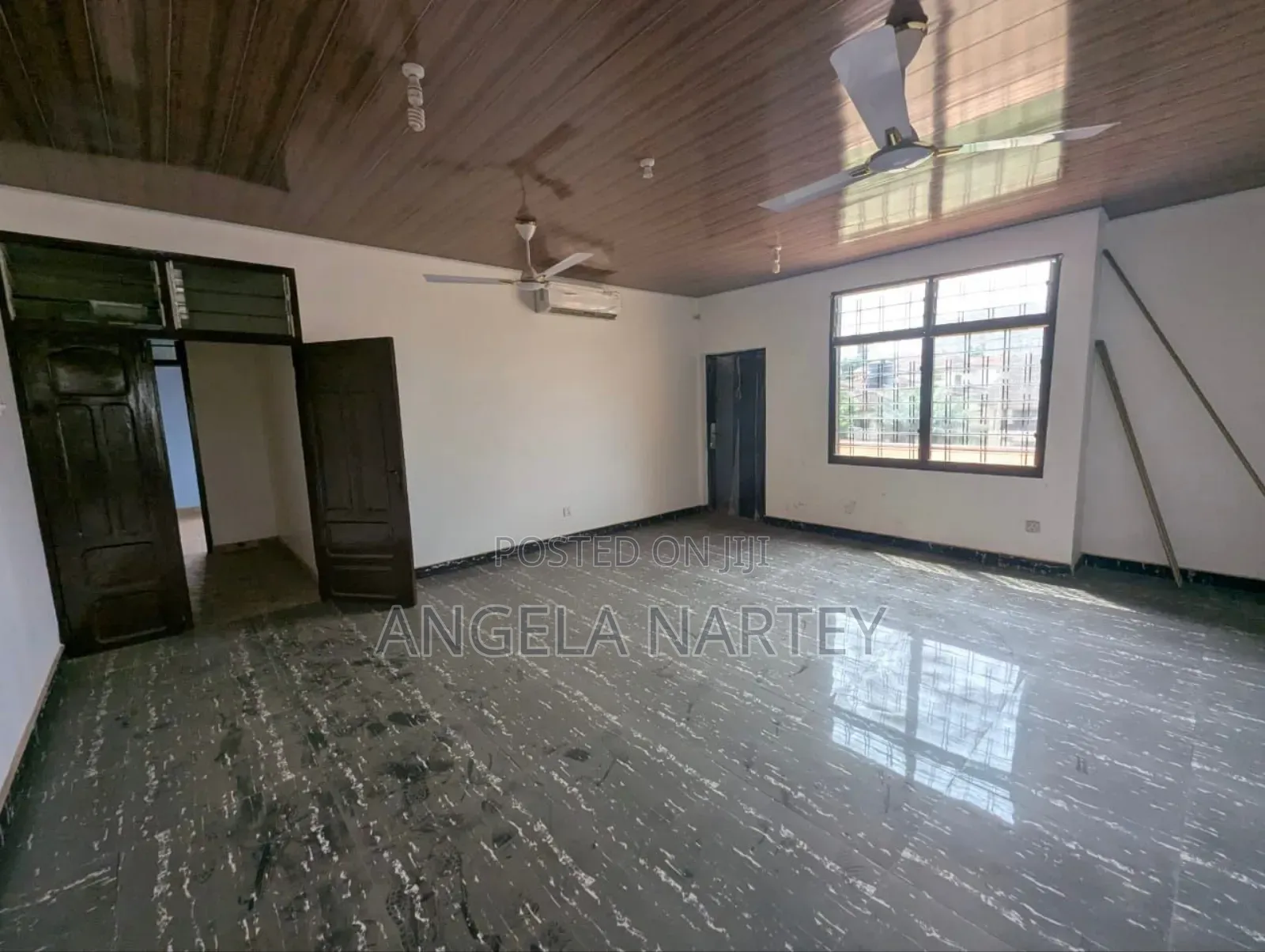 6bdrm House in North Legon for sale