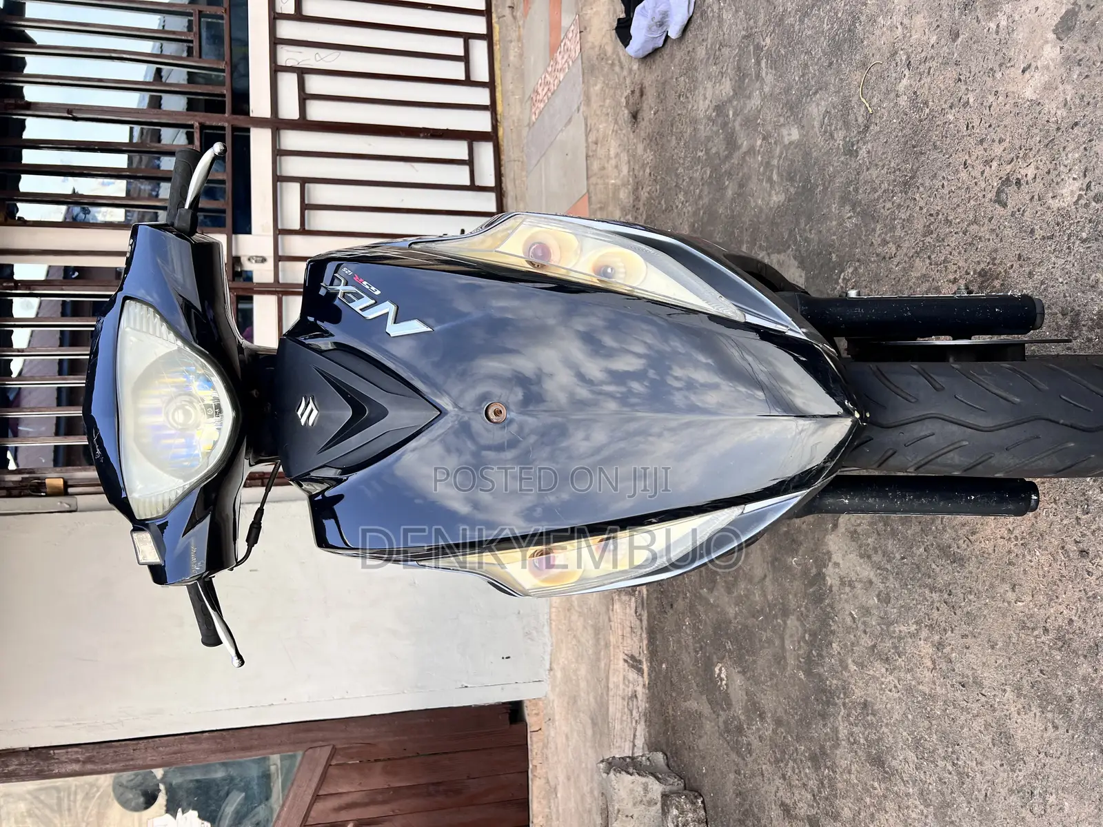 Suzuki 2026 Black