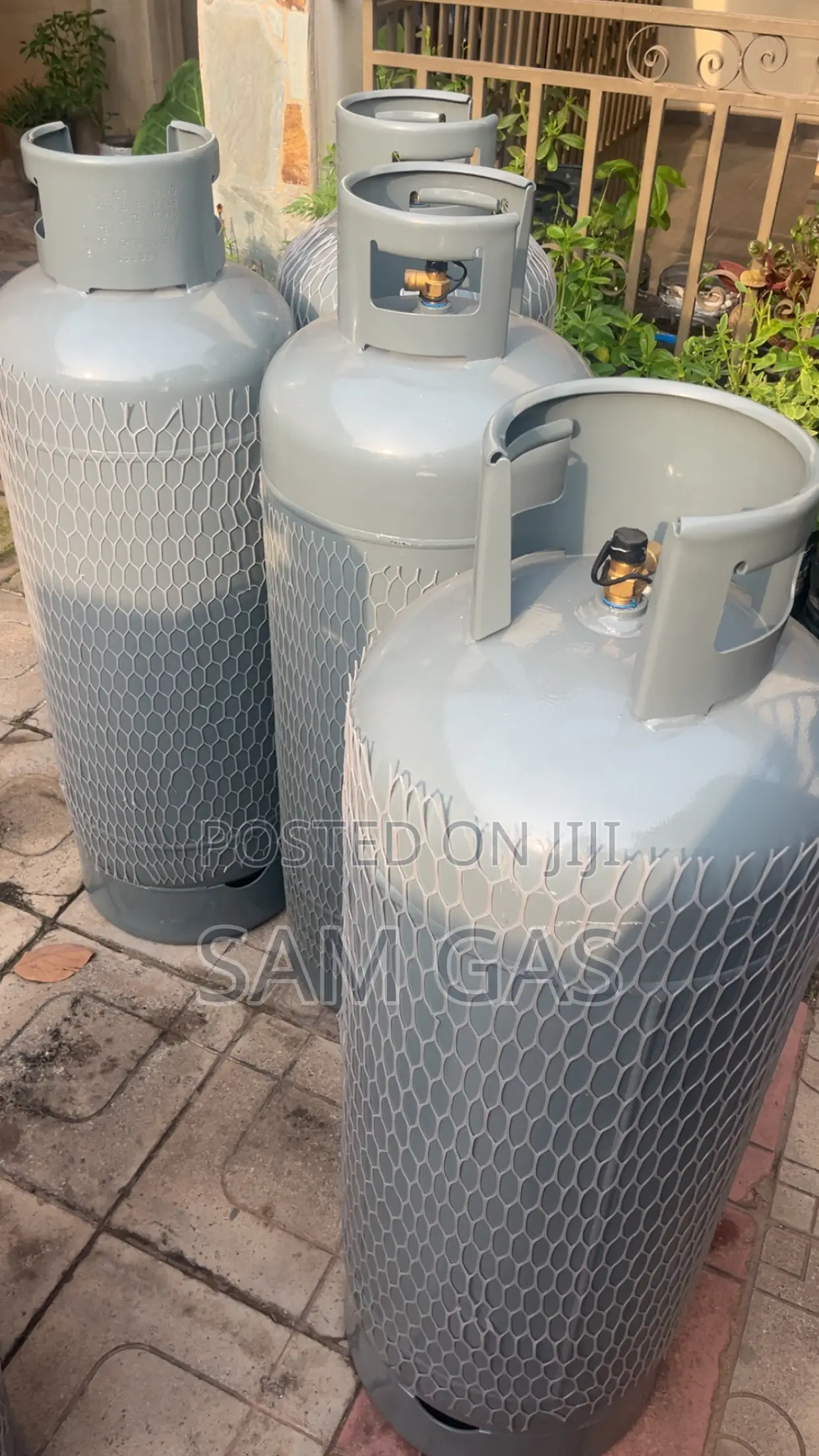 Gas Cylinders ( 52kg ) 118 Liters