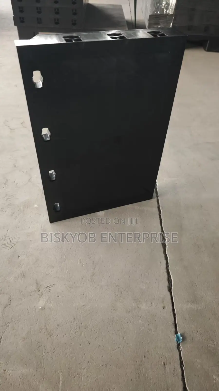Adjustable Square Pilars
