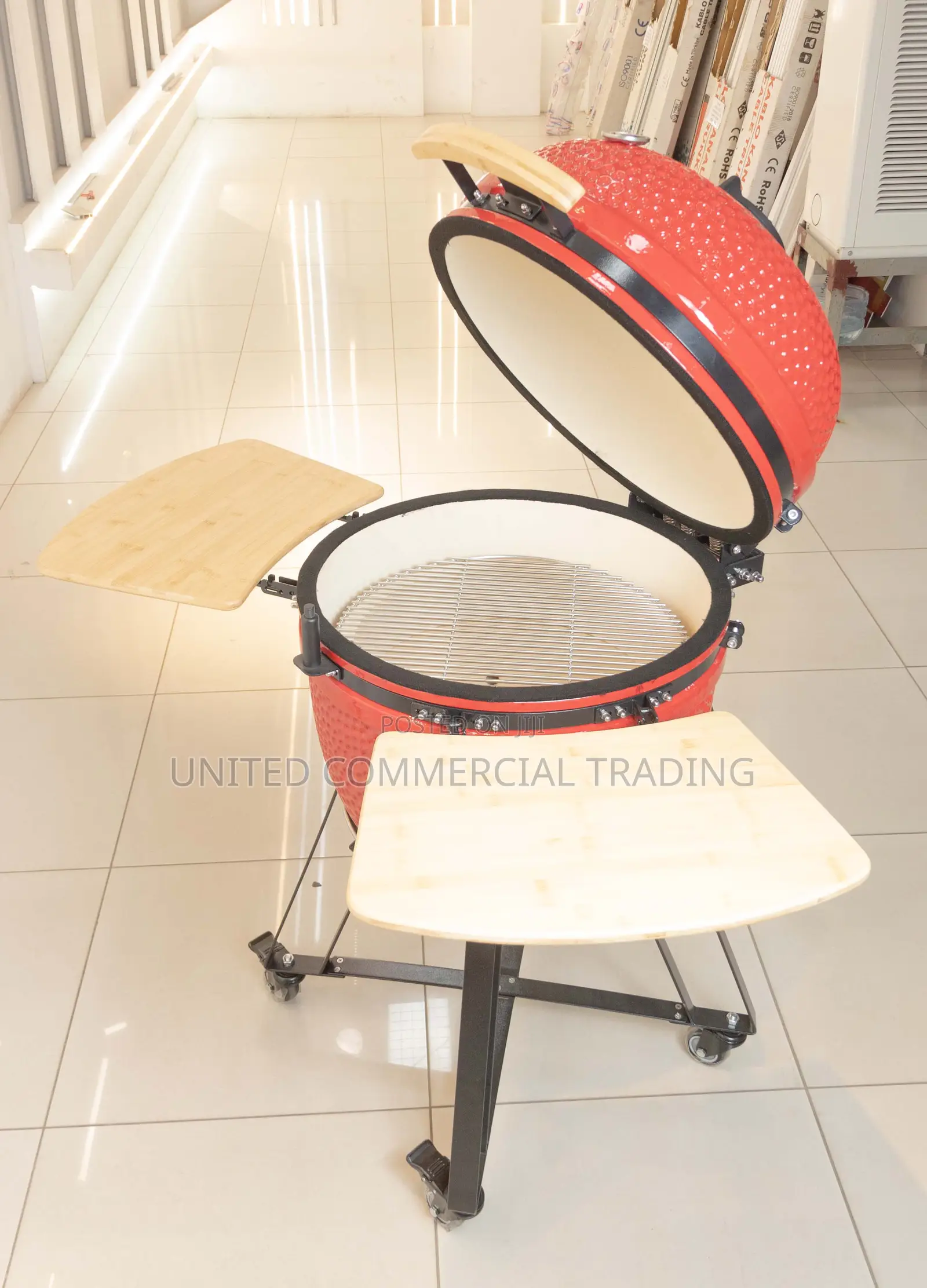 Ceramic Kamado Grill