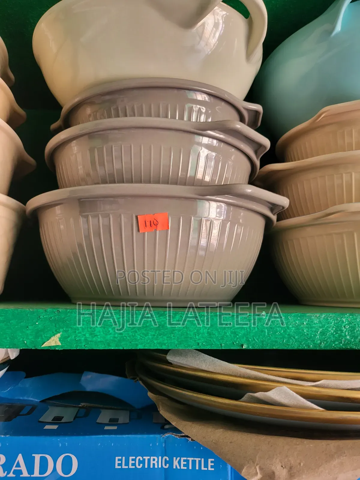 Beautiful Sets Of Covered Bowl