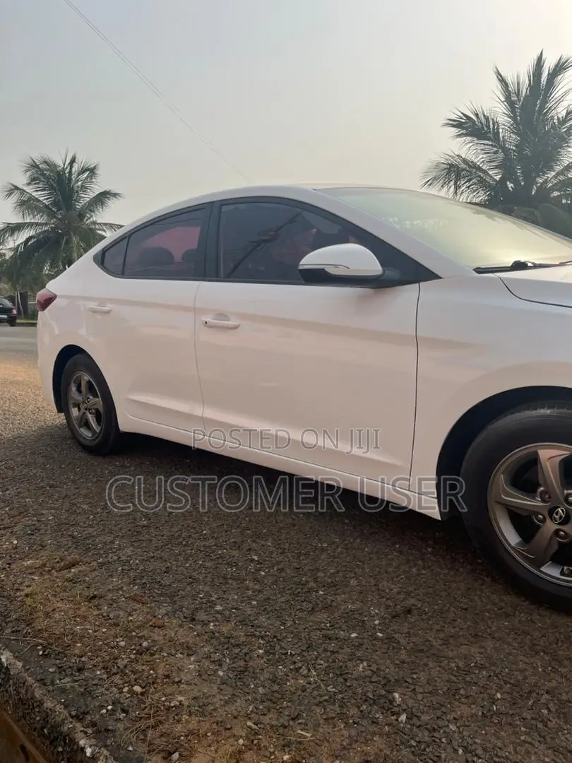 Hyundai Avante 2017 White