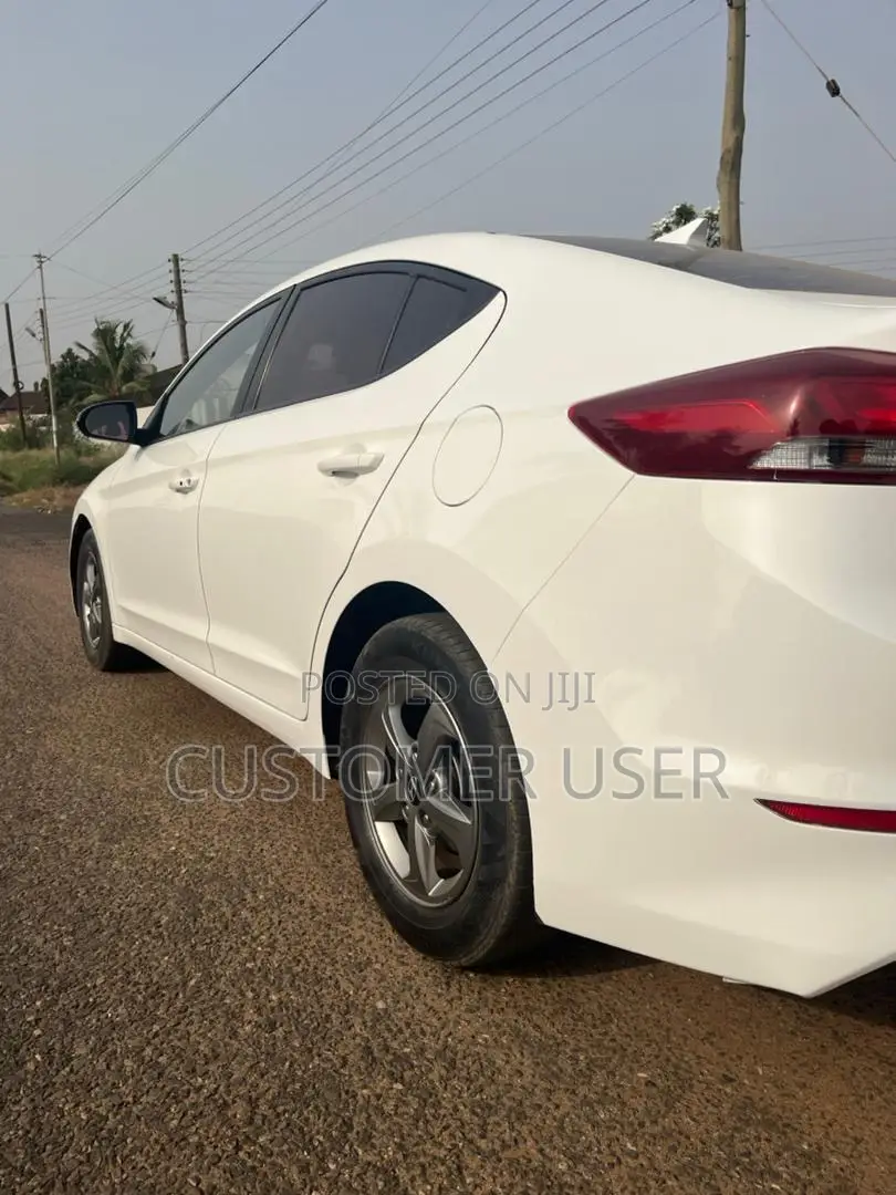 Hyundai Avante 2017 White