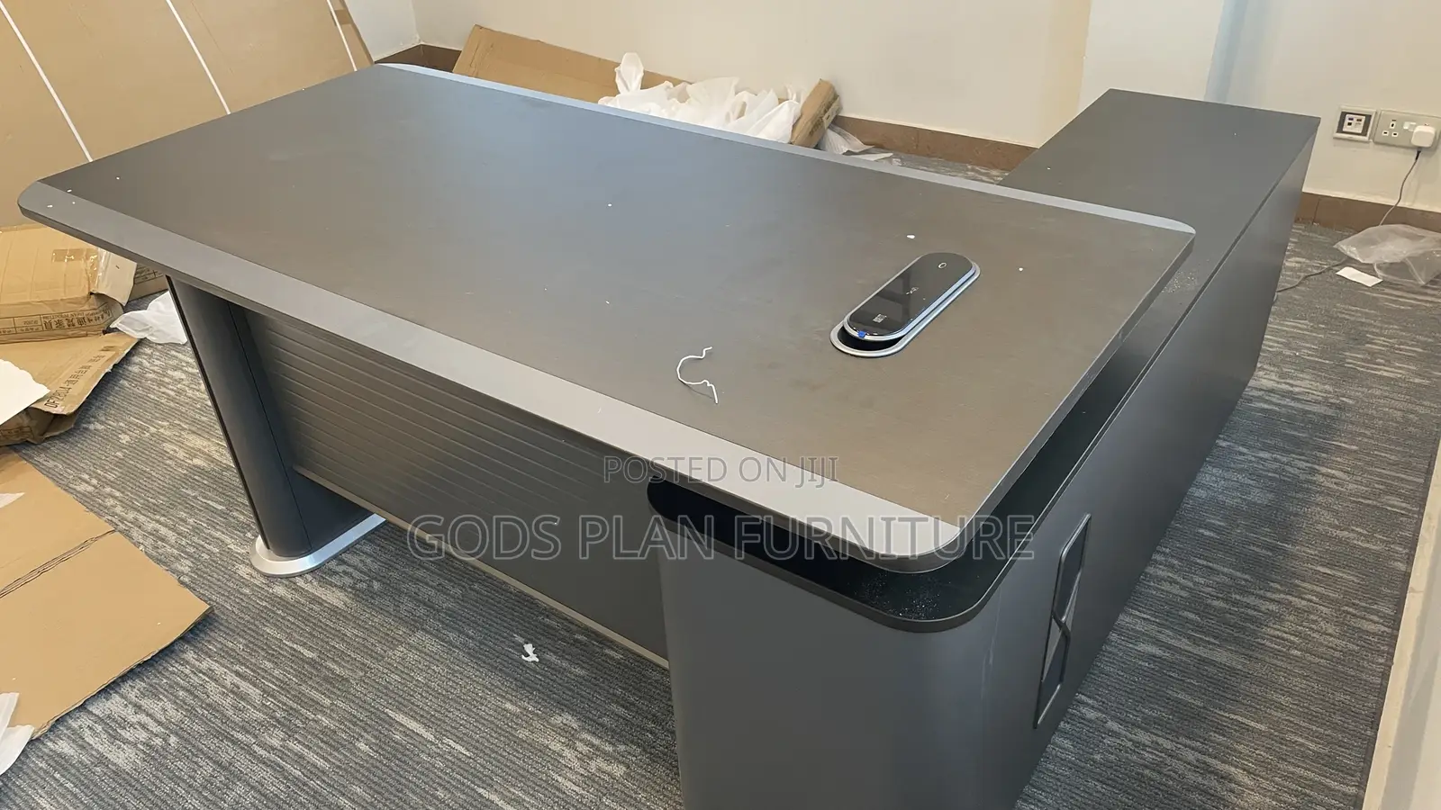 L Shaped Office Table