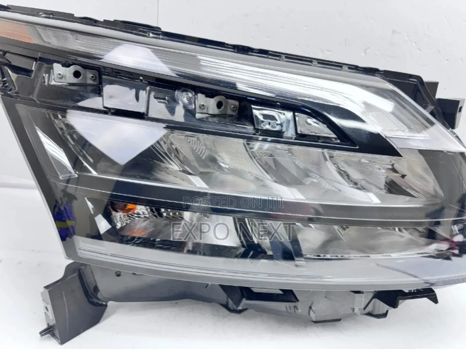 2022-2024 Nissan Pathfinder Led Right Side Oem Headlight