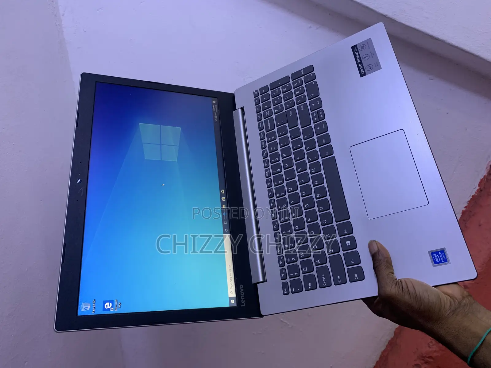 Laptop Lenovo 4GB Intel Pentium HDD 320GB