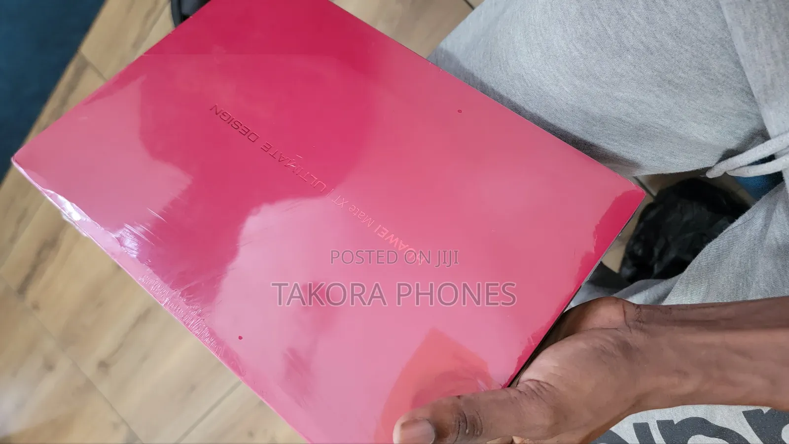 New Huawei Mate XT Ultimate Design 512 GB Red
