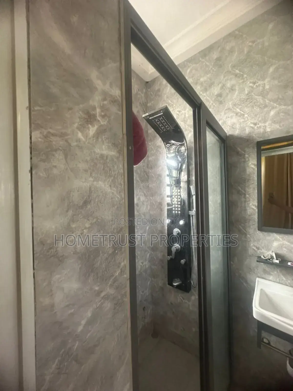 12bdrm Mansion in Hometrust Properties, Cantonments for sale