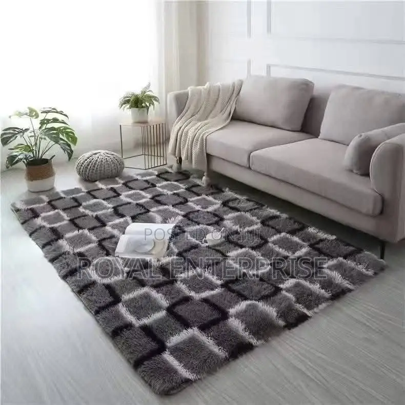 The Fluffiest Carpet You’Ll Ever Own ( 150/220cm )