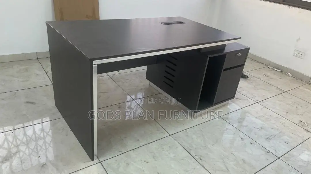 Advance Office Desk