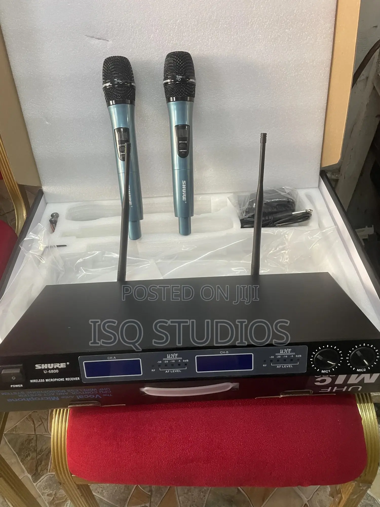 Shure U6800 Wireless Microphone