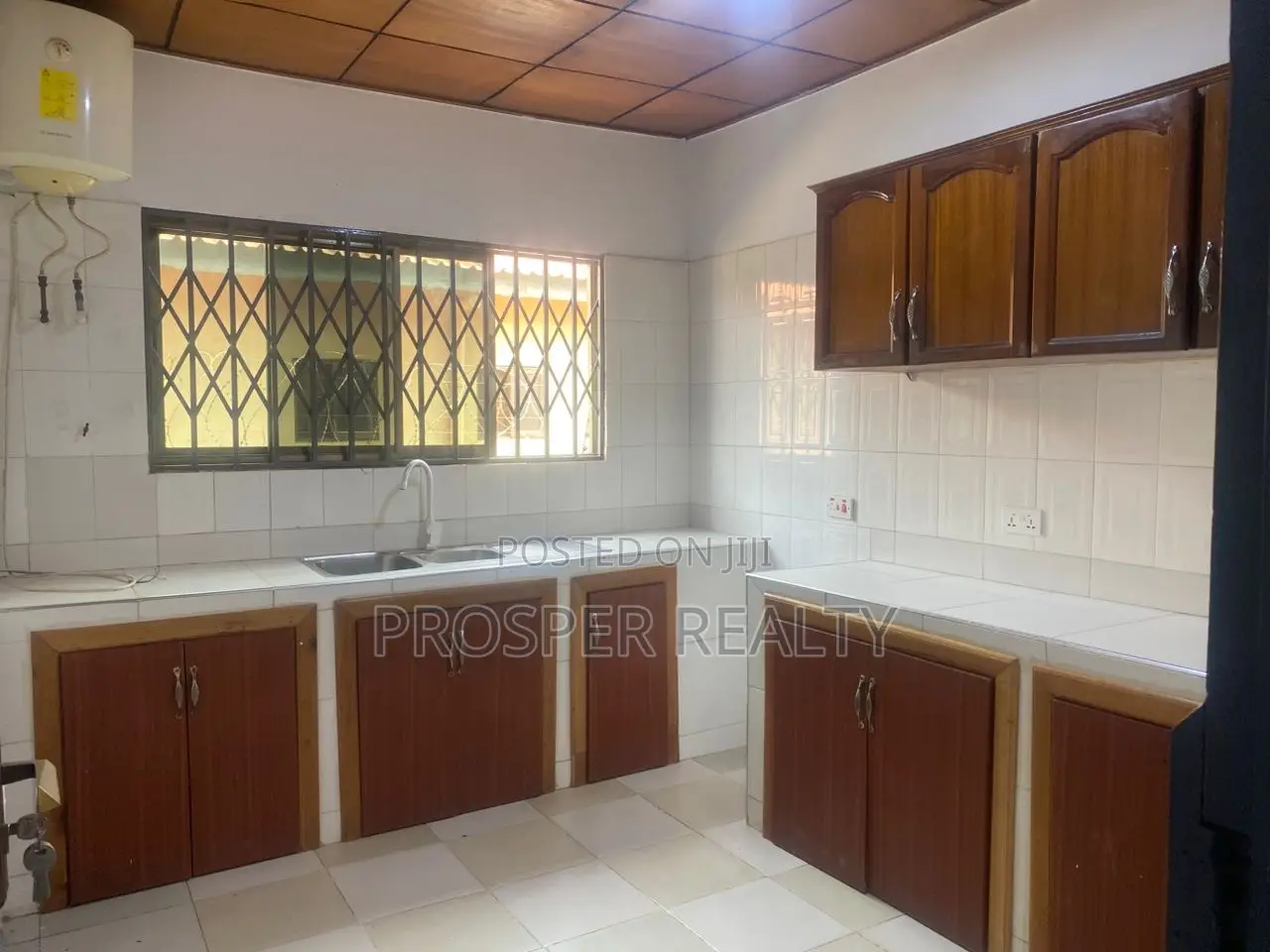 3bdrm House in Spintex for rent