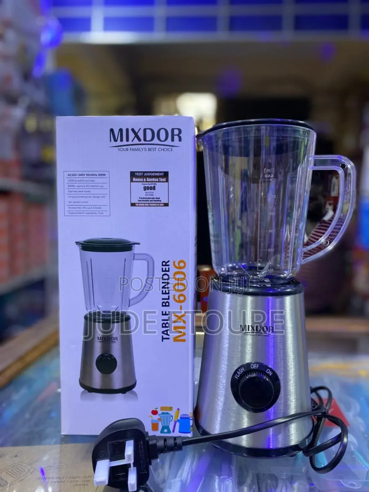 Sliver Base Mini Table Blender