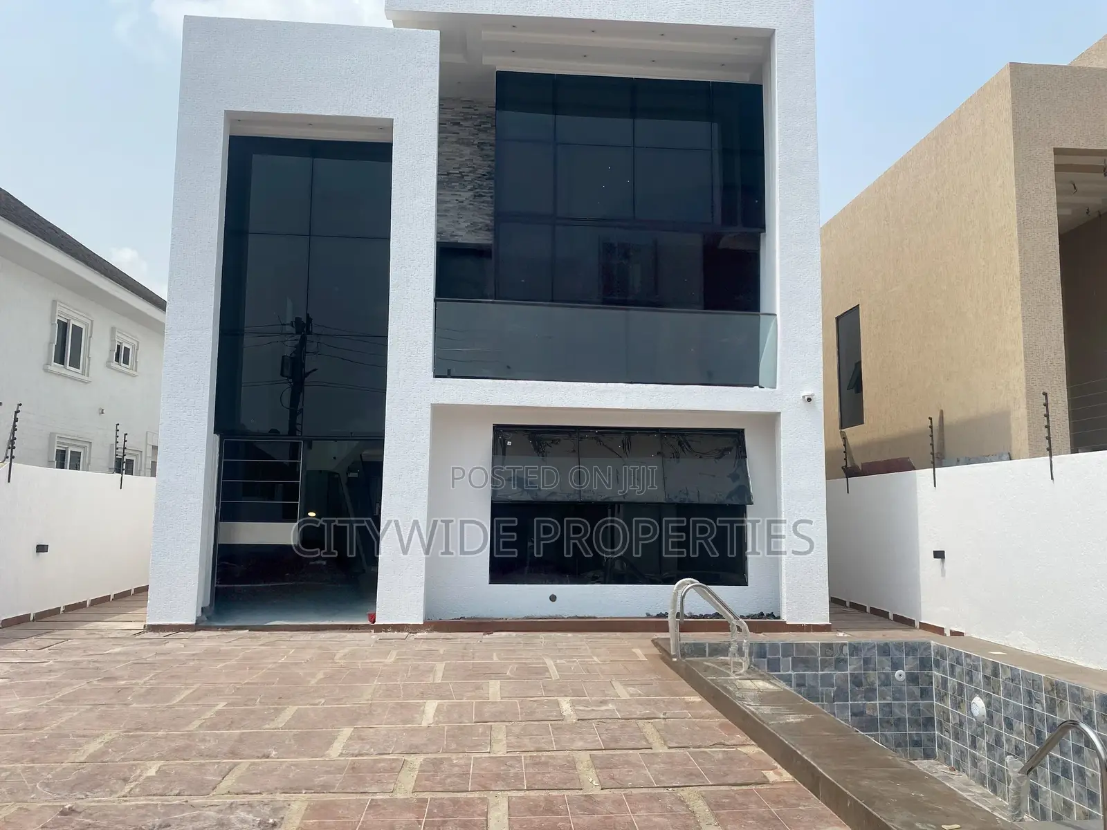 4bdrm Apartment in East Legon, Otano for sale