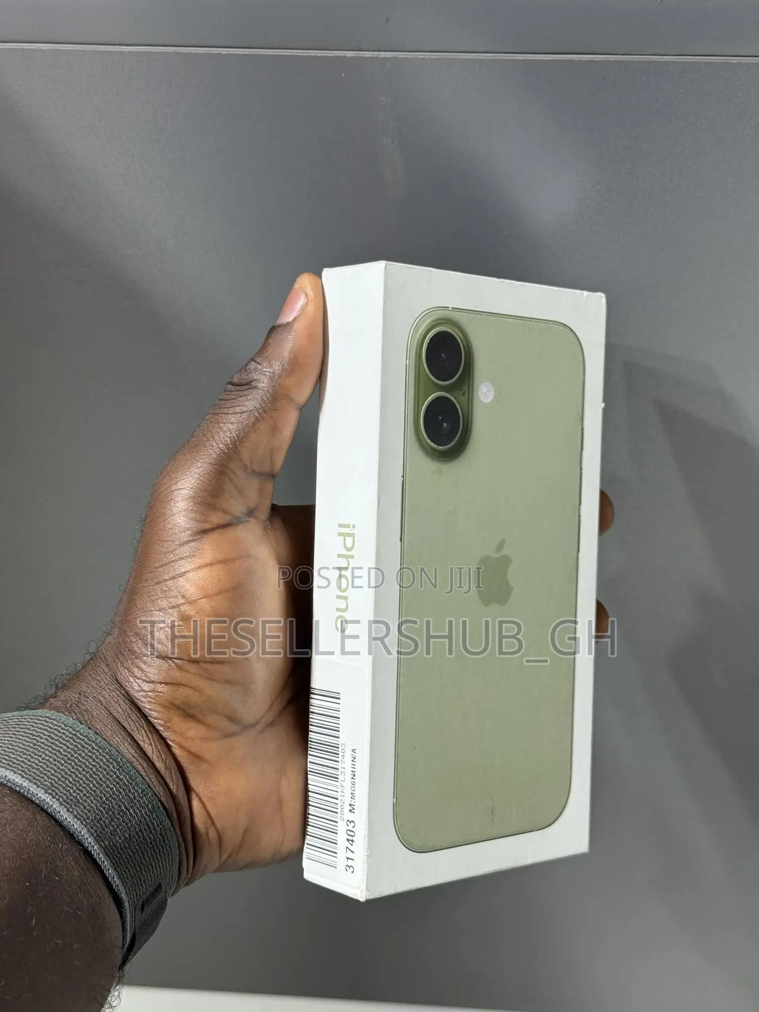 New Apple iPhone 17 256 GB Green