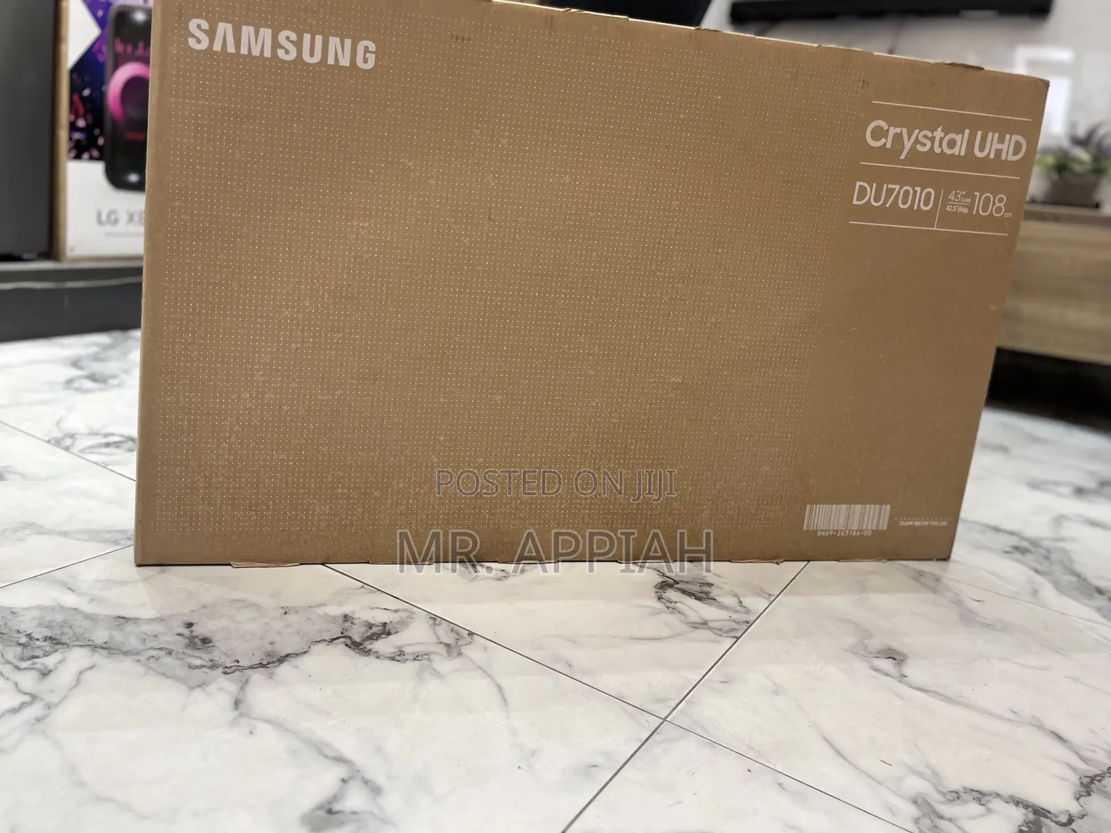Fresh in Box Samsung 43du7172 43” Crystal Uhd Smart Television.
