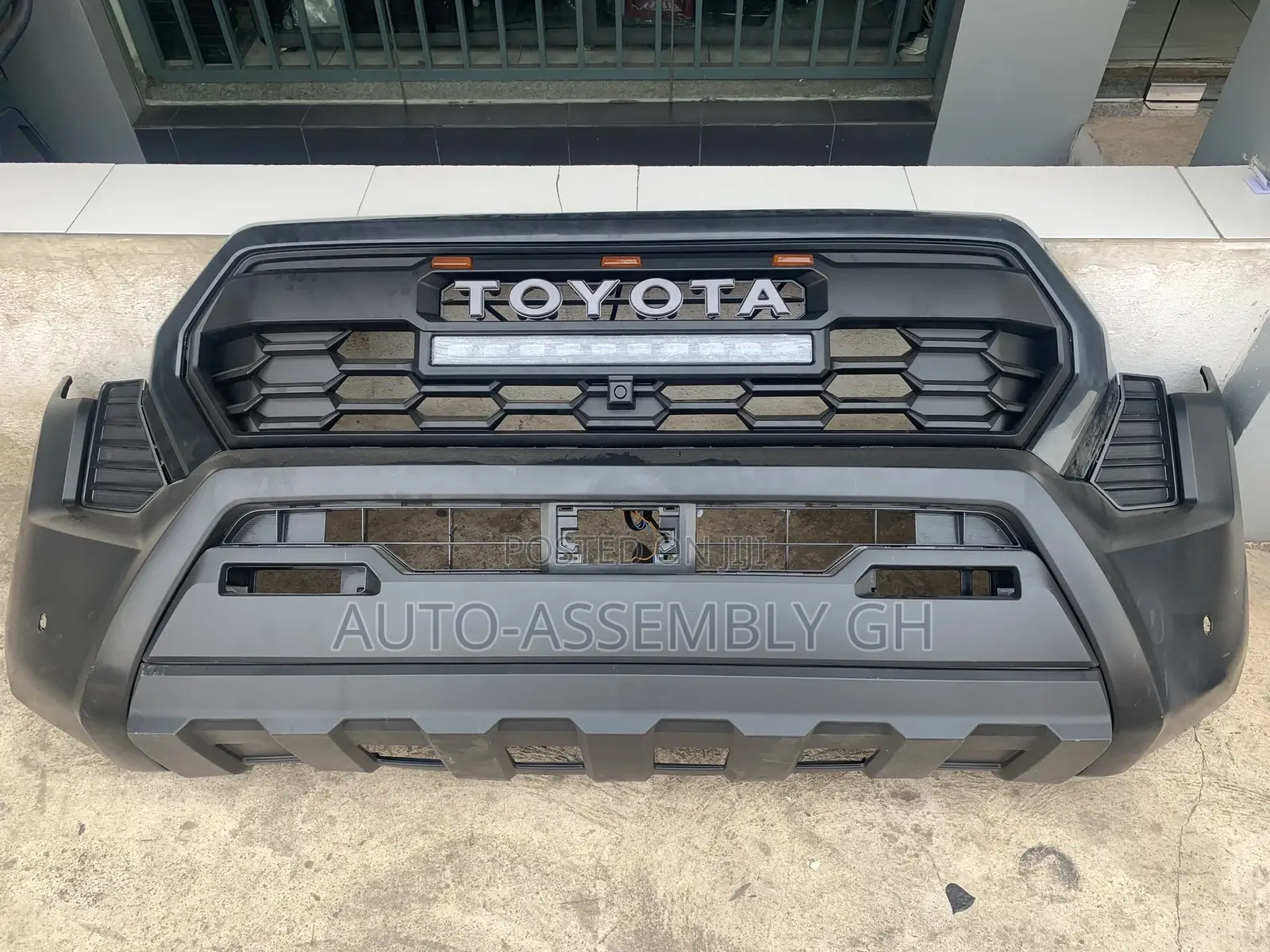 Toyota Tacoma 2024,2025,2026 Front Bumper