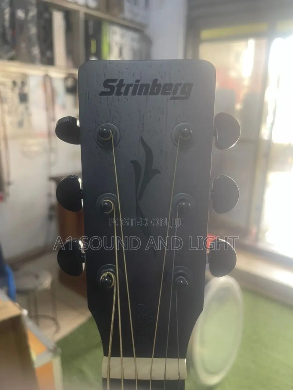 Strinberg Ge-50 Semi-acoustic Guitar - Free Pick