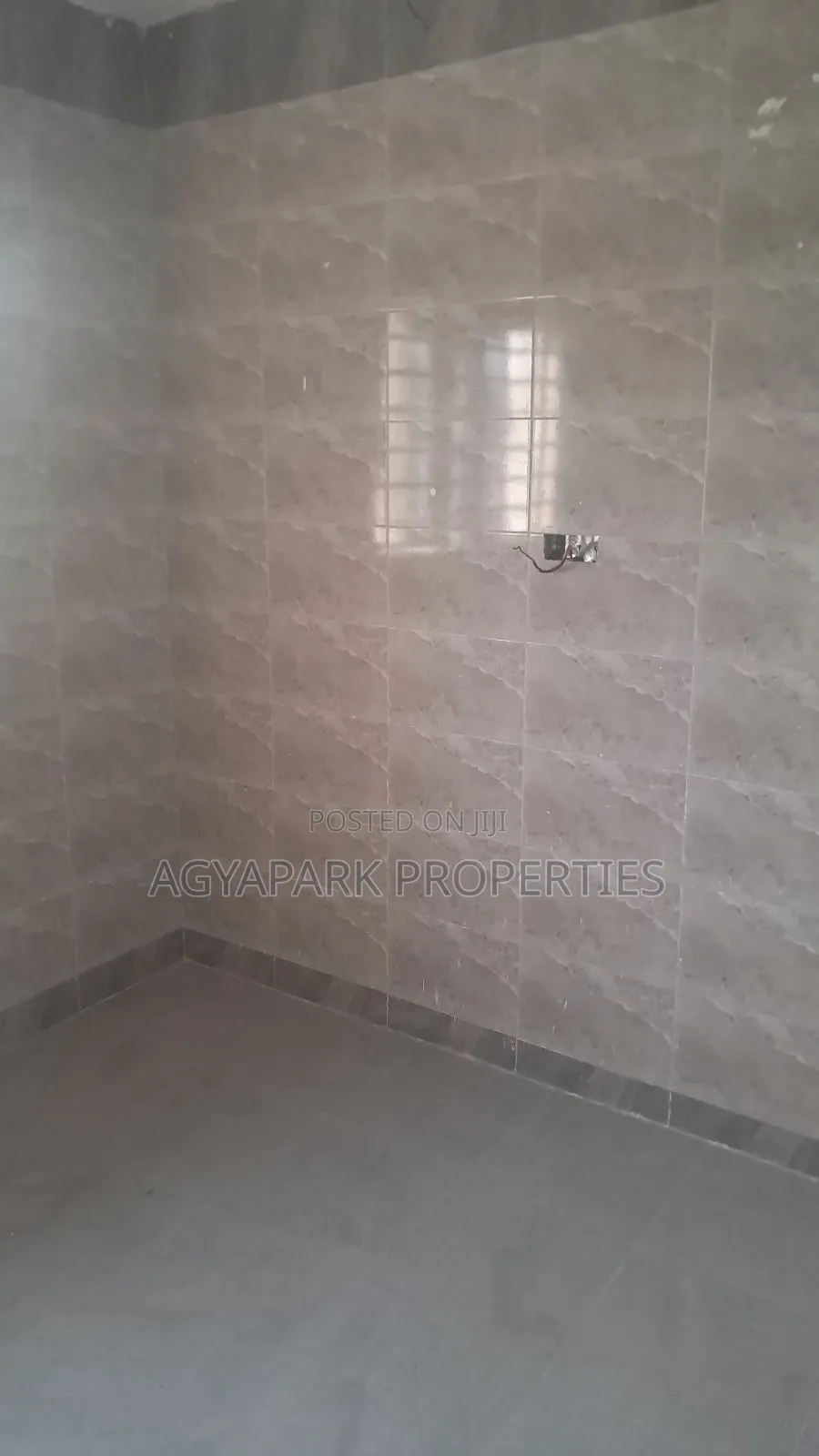 1bdrm Apartment in Pokuase - Fise, Amasaman for rent
