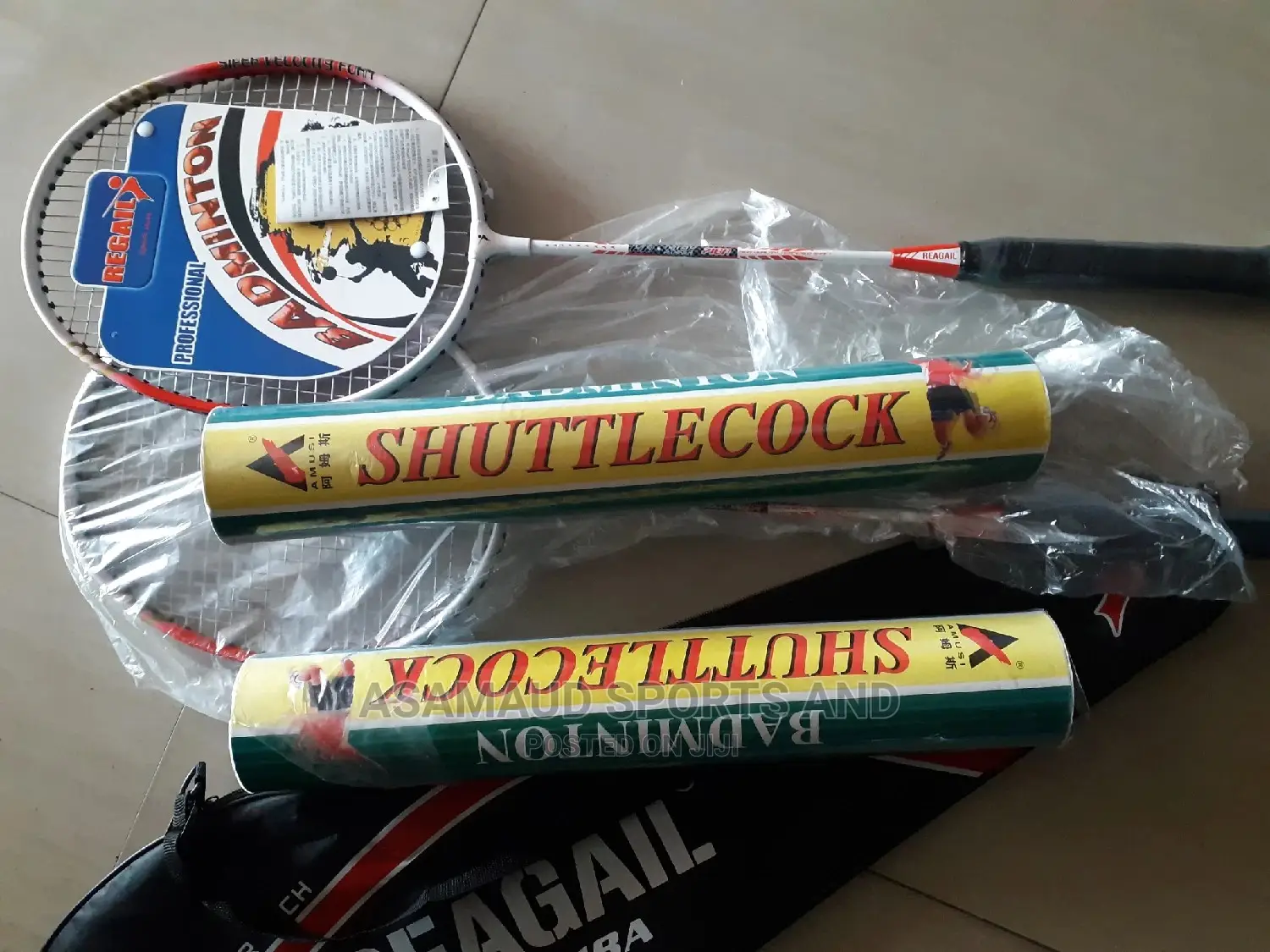 Original BADMINTON Net, RACKET and Ball at Cool Price