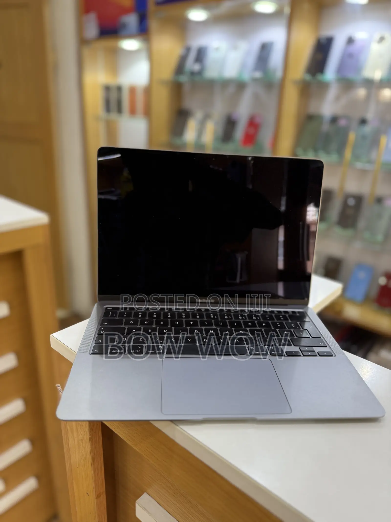 Laptop Apple MacBook Air 2020 16GB Intel Core I7 SSD 512GB