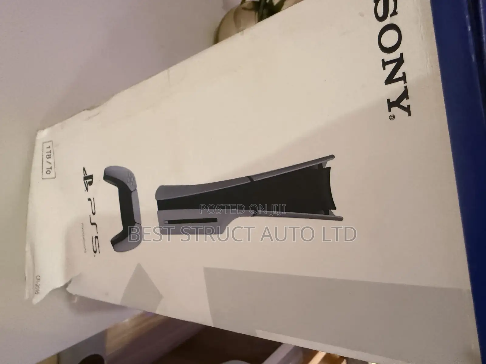 Slightly Used Ps5 With Box