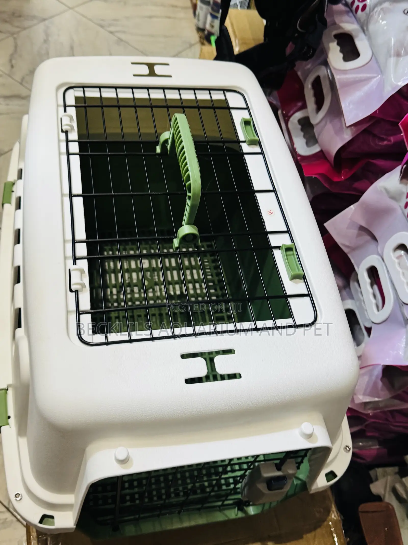 American Style Flight Plastic Cage