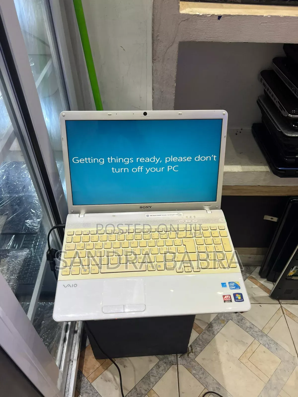 New Laptop Sony VAIO E11125CN 6GB Intel Core I3 HDD 500GB