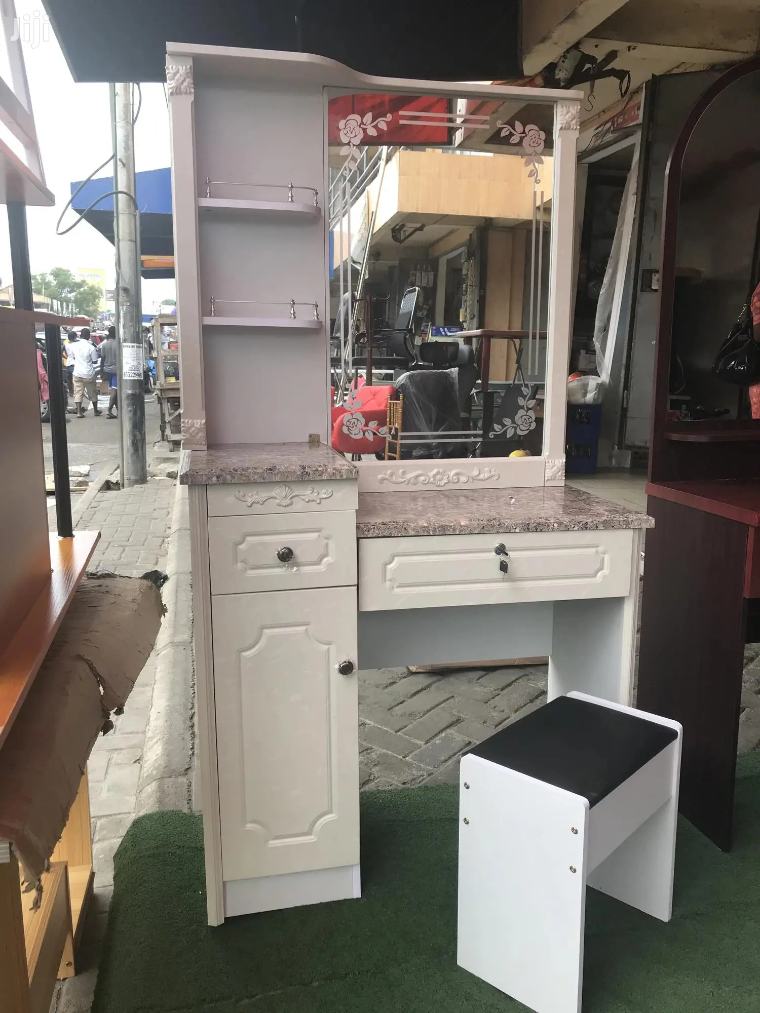 Dressing Mirror Set(With Drawers Attached)