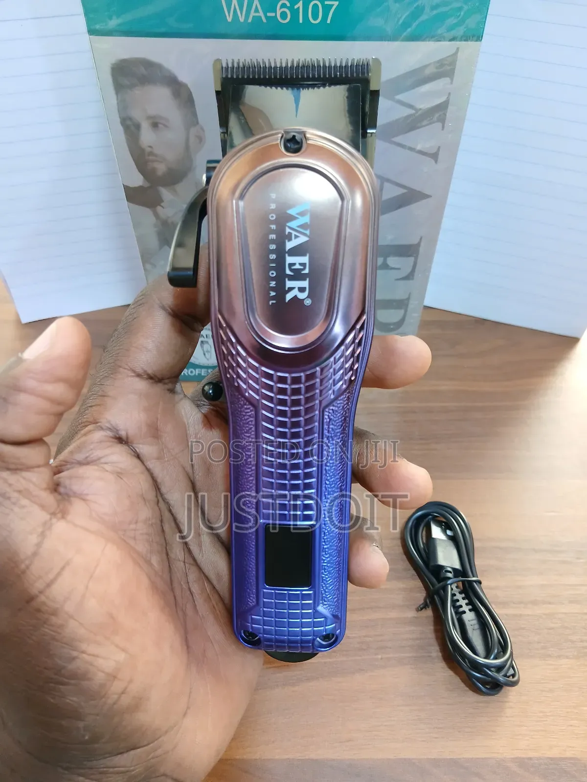 Waer 6107 Professional Rechargeable Clipper