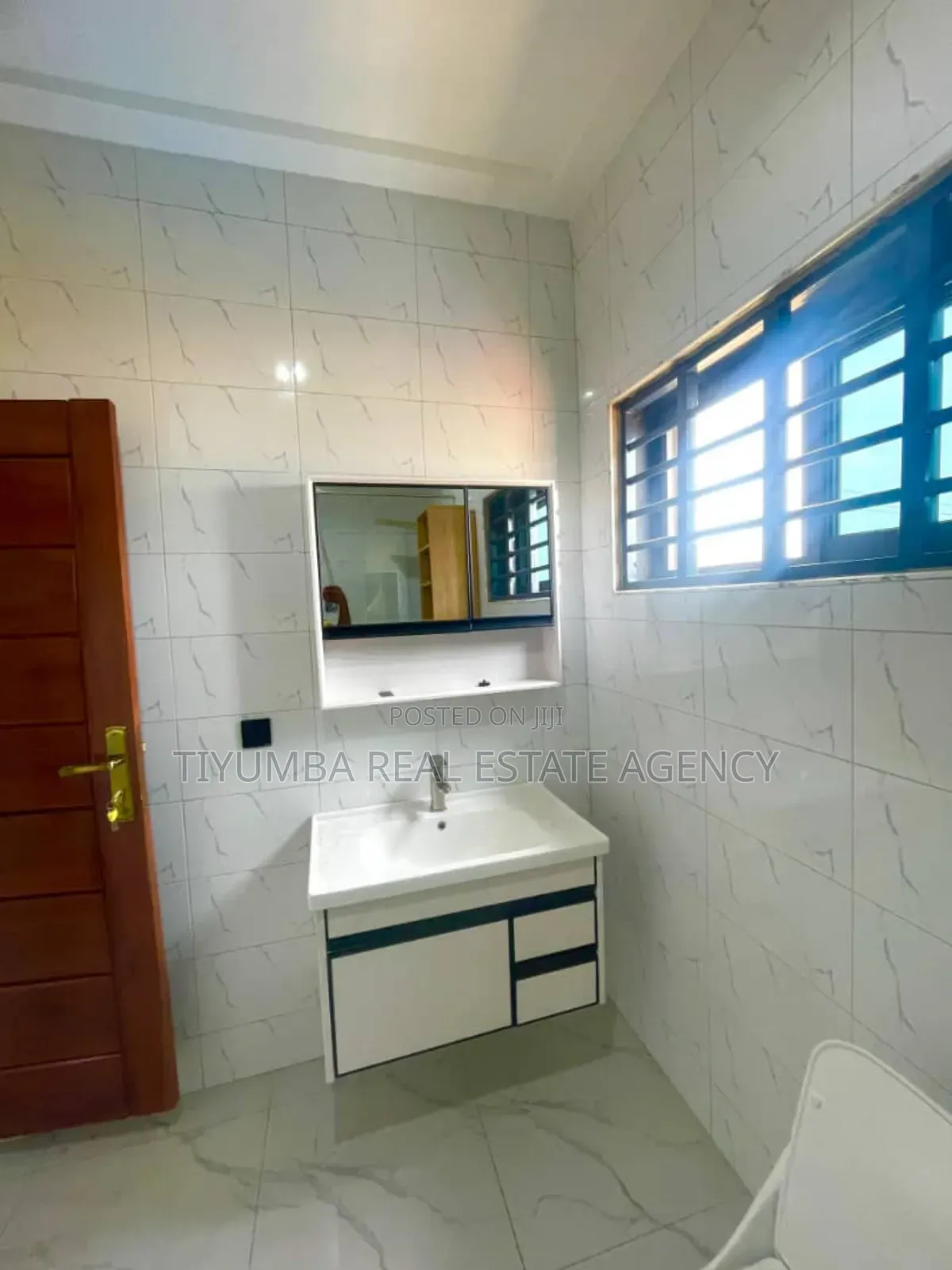 4bdrm House in Tiyumba Real Estate, Ashaley Botwe for sale