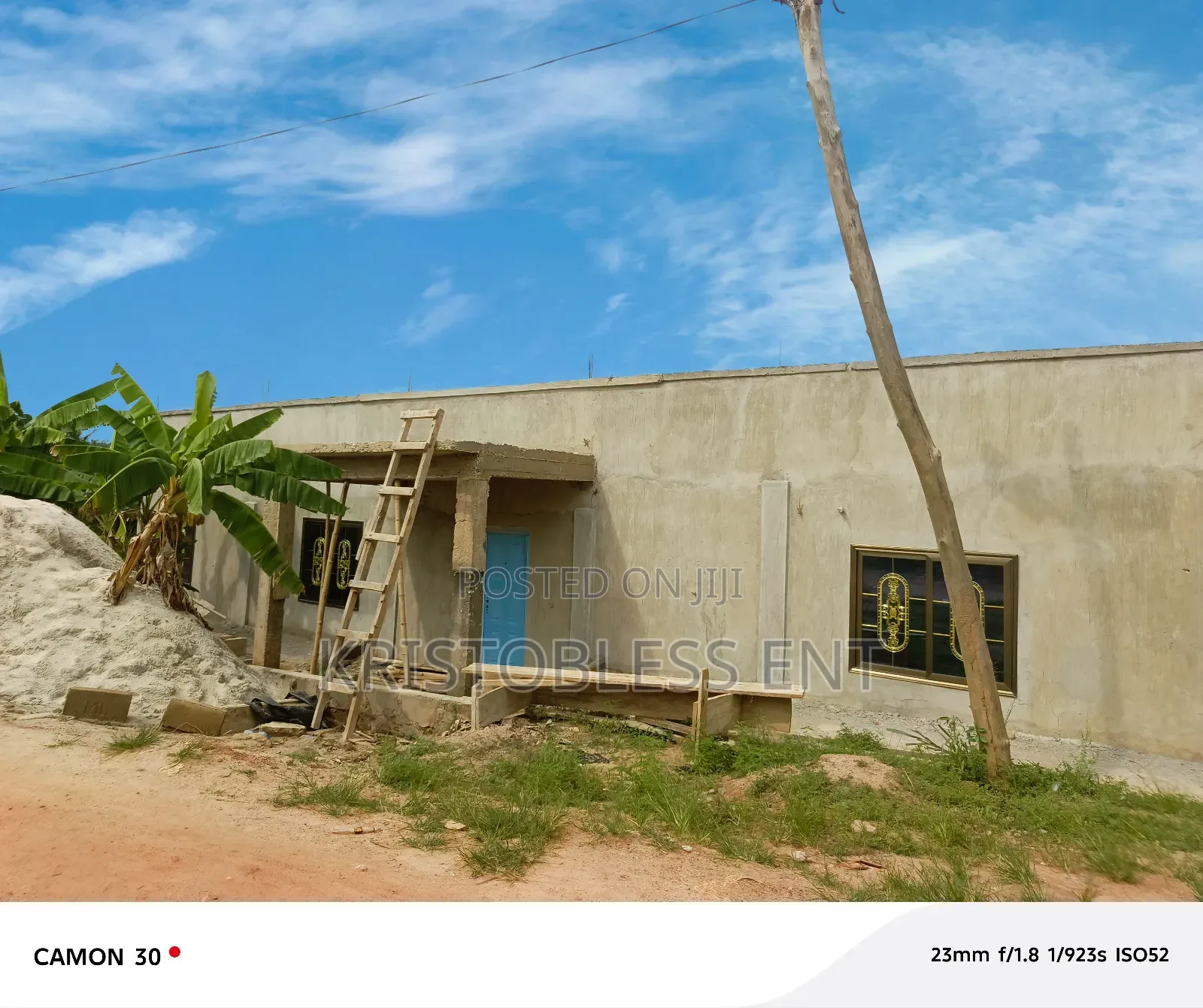 5bdrm House in Obey Francis, Atwima Nwabiagya for sale