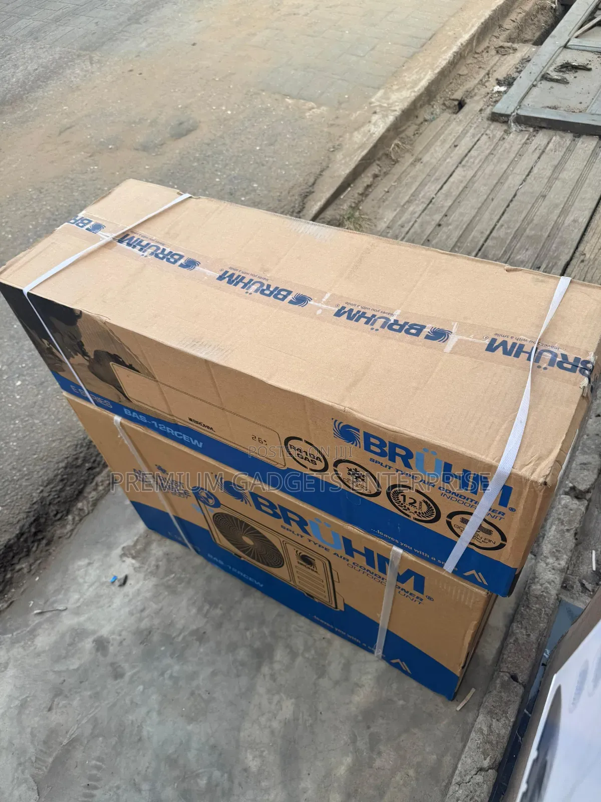 Bruhm Christmas Promo 1.5 Hp Split R410 Energy Saving Air Conditioner