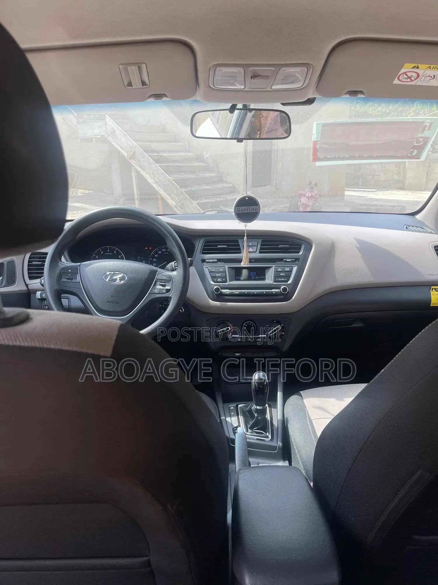 Hyundai i20 1.4 Dual VTVT Petrol (AT) 2016 White