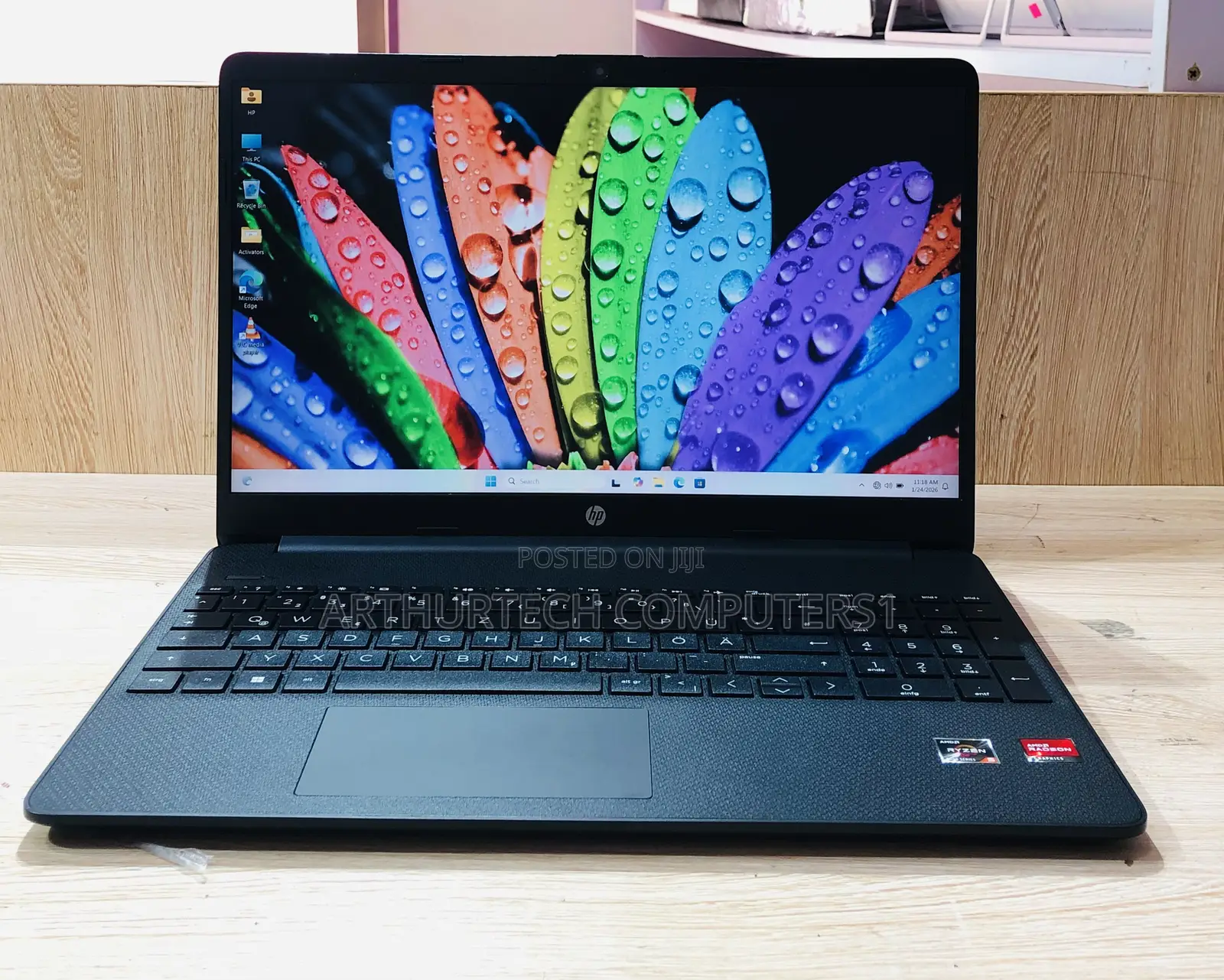 New Laptop HP 16GB AMD Ryzen 5 SSD 1T