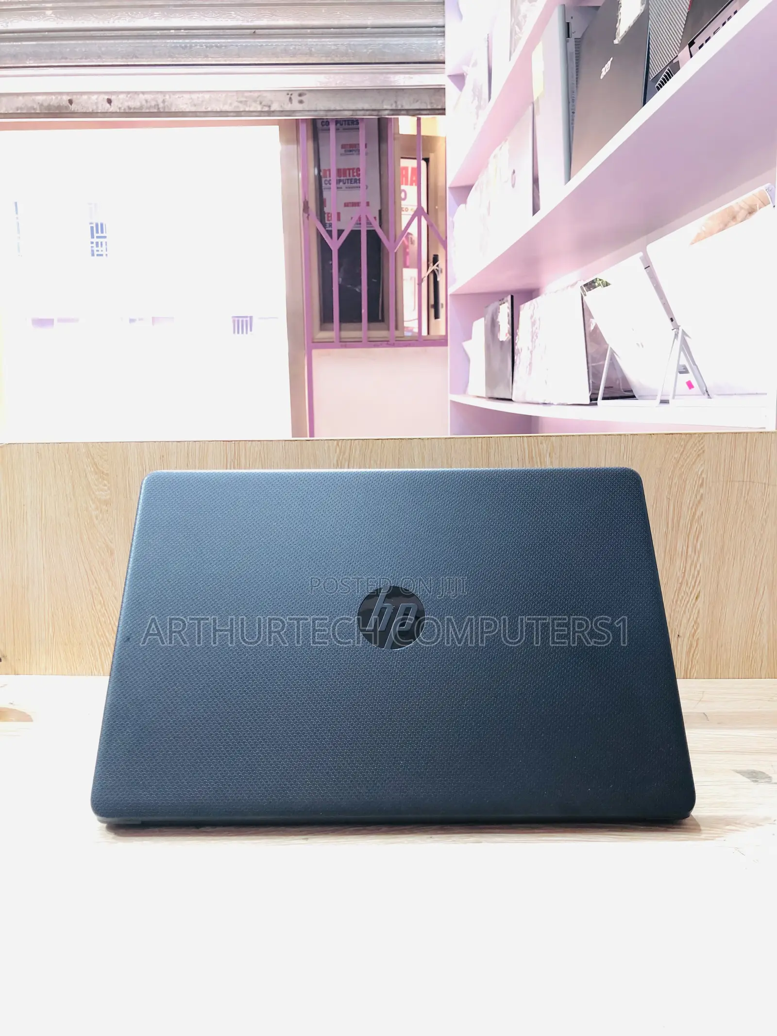 New Laptop HP 16GB AMD Ryzen 5 SSD 1T