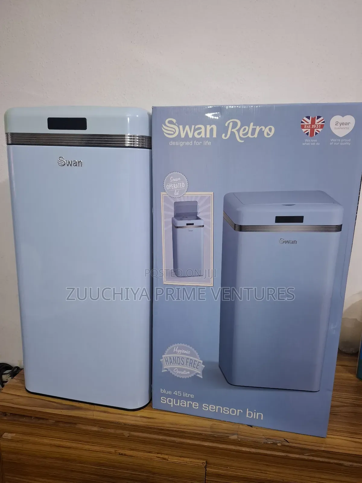 45.L Swan Retro Sensor Bin From Uk