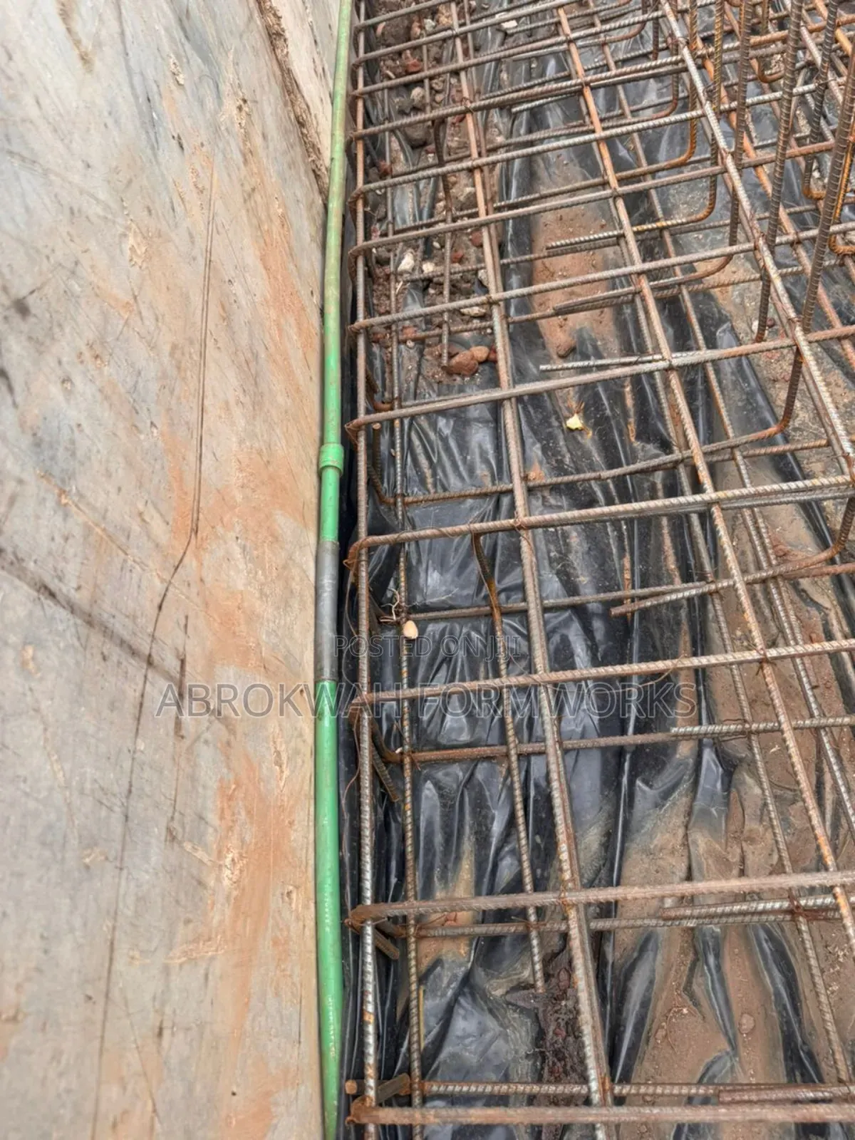 Formworks/Gutter Formwork/Retaining Wall Formwork/Metal Formworks