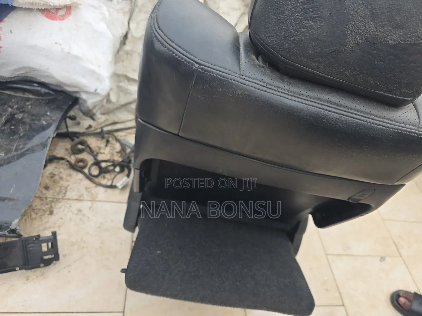 Toyota Voxy Leather Front Seats